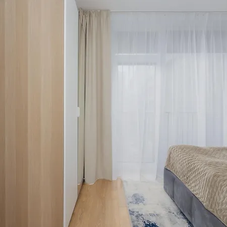 Lux Center Browary Warszawskie By Renters *