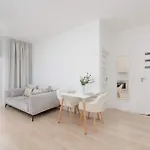 Lux Center Browary Warszawskie By Renters