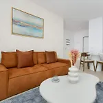 Lux Center Browary Warszawskie By Renters Lejlighed