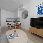 Lux Center Browary Warszawskie By Renters Warszawa