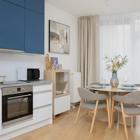 Lux Center Browary Warszawskie By Renters アパート