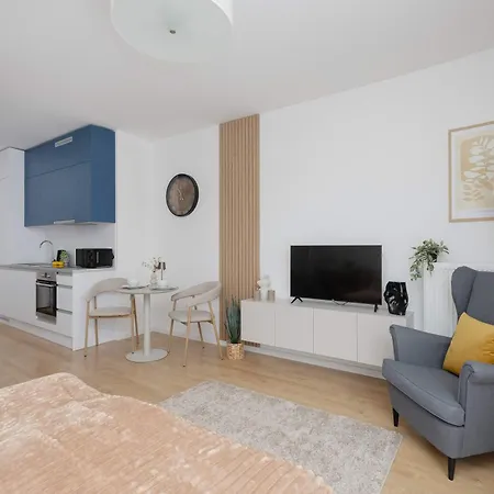 Lux Center Browary Warszawskie By Renters Apartment Warschau
