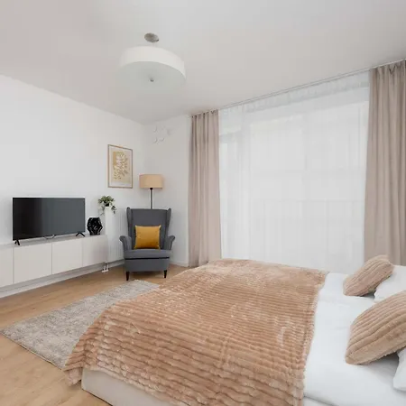 Lux Center Browary Warszawskie By Renters Apartment