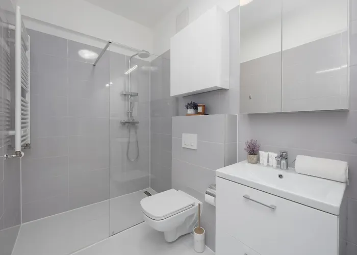 Lux Center Browary Warszawskie By Renters