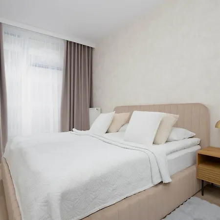 Lux Center Browary Warszawskie By Renters *