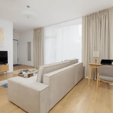 Lux Center Browary Warszawskie By Renters *